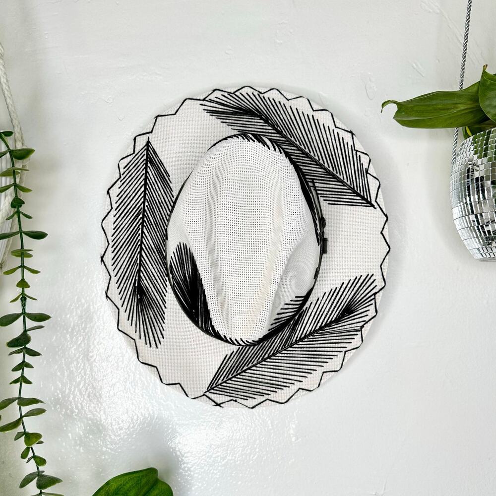 Rare Summer Romero Mexican Handmade Palm Leaf Embroidered Western Hat